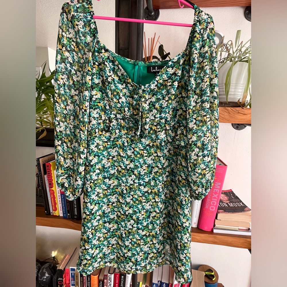 Lulus mini floral dress